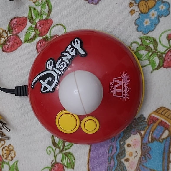 Vintage Y2K Disney Plug N Play Game System - Picture 2 of 5